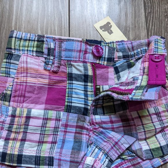 [KIDS 2/$40] NWT Baby Girl (12-18M) - GAP Madras Patchwork Shorts - Picture 2 of 5